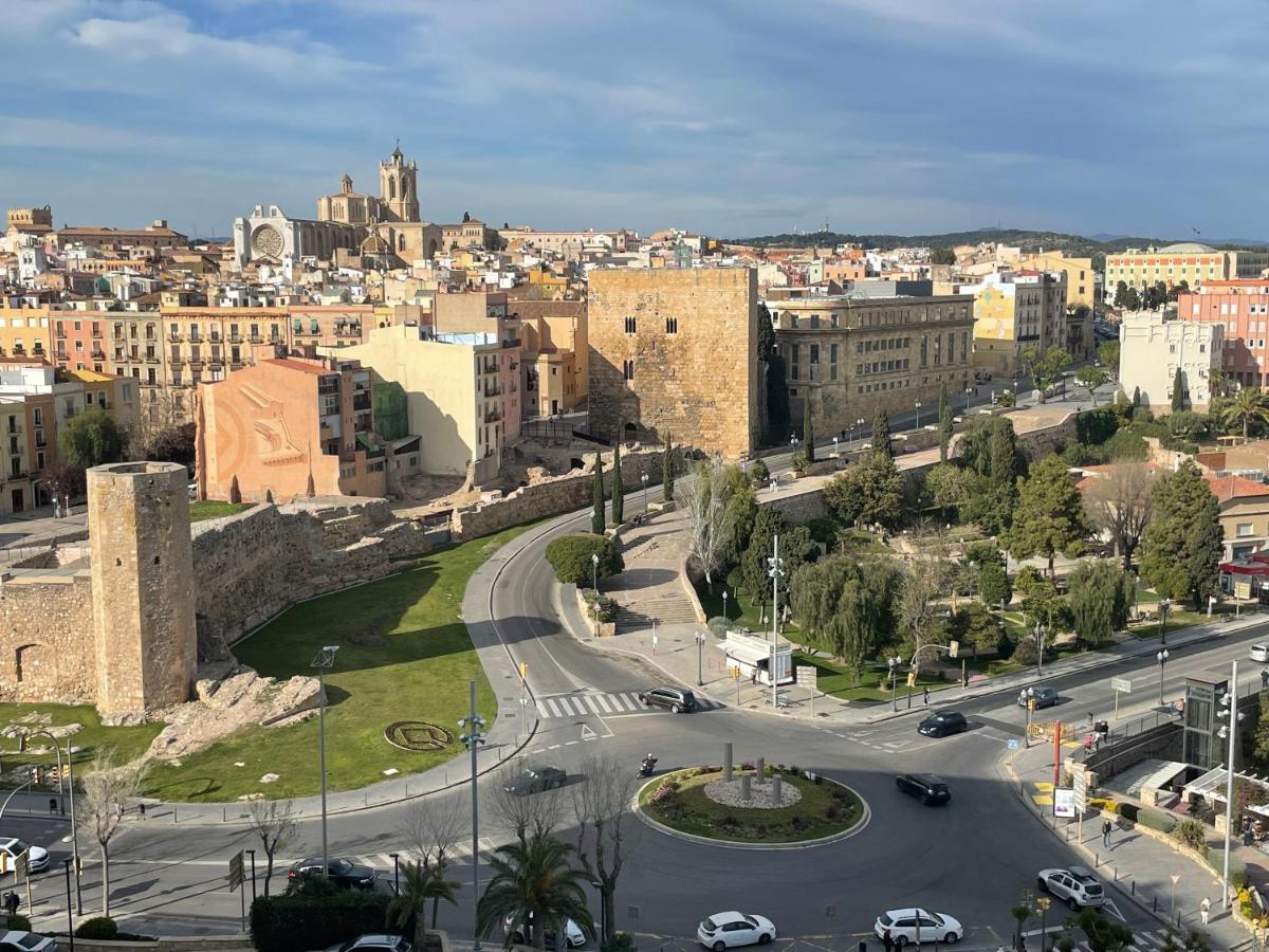 Apartment Rambla Tarragona Free Parking Екстер'єр фото